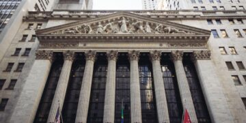 Microsoft’s AI Integration Drives Early Revenue Growth