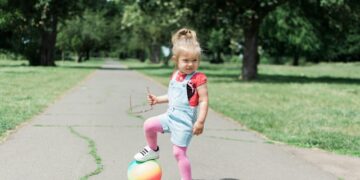 Why Machines Struggle with What Children Understand Instinctively