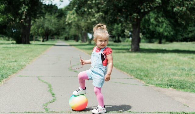 Why Machines Struggle with What Children Understand Instinctively