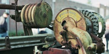 The Machinery of Thought: How Centuries of Invention Led to Artificial Intelligence