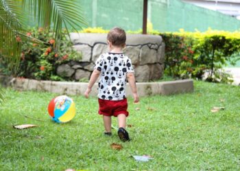 Why Machines Struggle with What Children Understand Instinctively