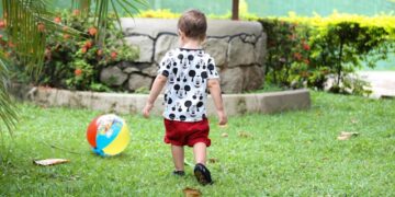 Why Machines Struggle with What Children Understand Instinctively